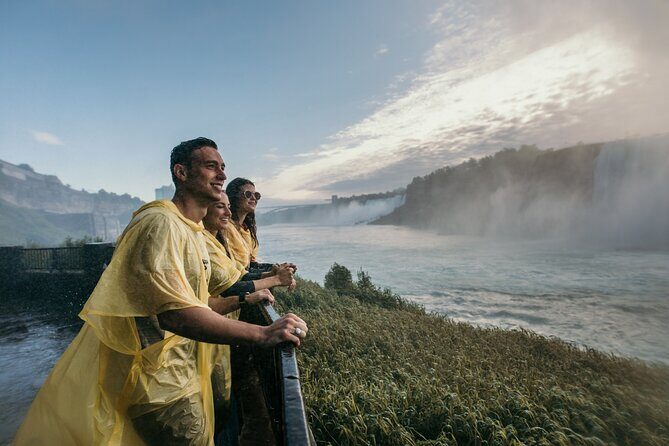 Niagara Falls Tour: Boat Ride, Journey Behind The Falls and more - Two waterfalls in one tour: the boat-and-portal combo