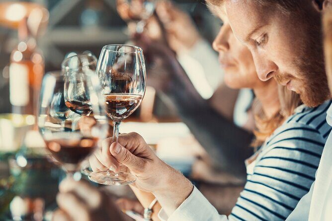 Niagara Wine Tour and Tastings with Transportation - Quick take on what makes this tour work