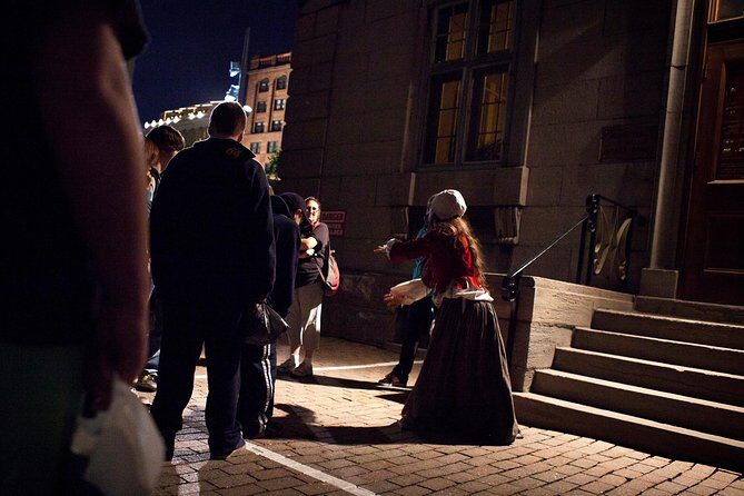 Old Montreal Ghost Walking Tour - The Guides: Why Performance Is the Real Product