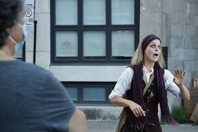 Old Montreal Ghost Walking Tour - How Scary Is It, Really? The Humor-Scare Mix