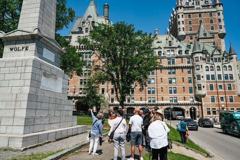 Old Quebec City: Grand Walking Tour with Private Option - Quartier Petit Champlain and finishing at the Funiculaire