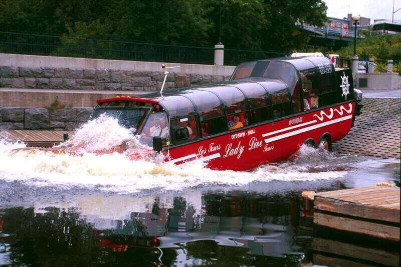 Ottawa: Bilingual Guided City Tour by Amphibious Bus - Key things to know before you board