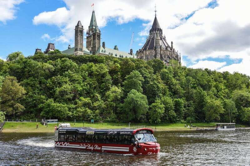 Ottawa: Bilingual Guided City Tour by Amphibious Bus - The Land Half: Where the Ottawa Highlights Show Up Fast