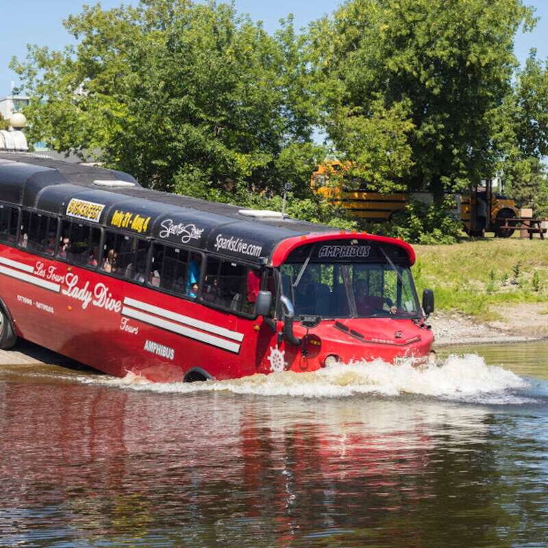 Ottawa: Bilingual Guided City Tour by Amphibious Bus - Views Across Ottawa and Gatineau: Why the River Angle Matters