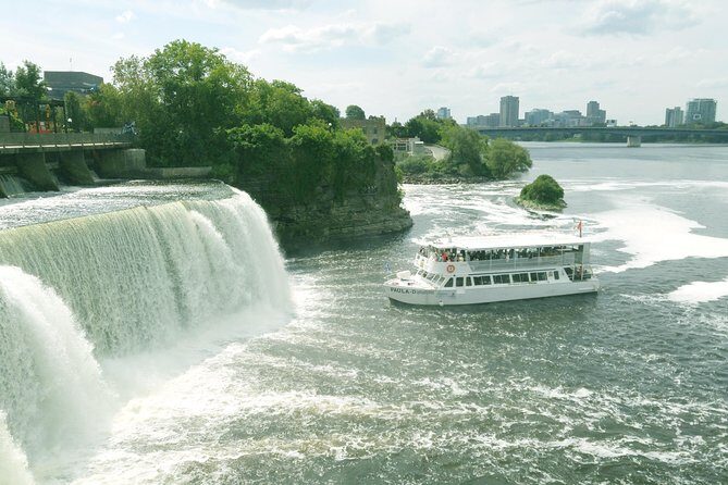 Ottawa Boat Cruise - Paul's Boat Line - Who Should Book This Cruise—and Who Might Skip It