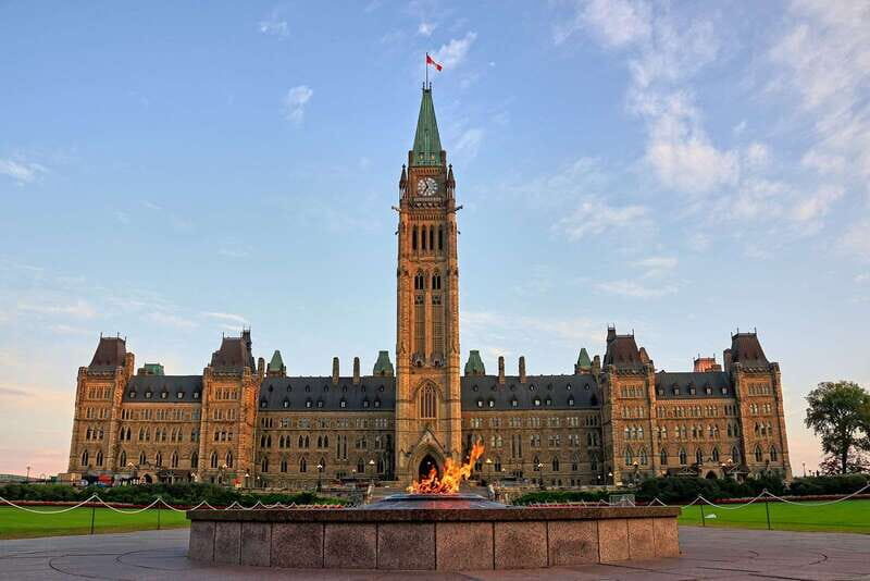 Ottawa: Hop-On Hop-Off Guided City Tour Pass - What You’ll See: Parliament, ByWard Market, and Downtown Landmarks