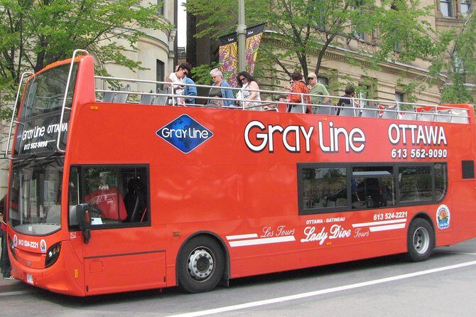 Ottawa Hop-On Hop-Off Sightseeing Tour - Starting at Sparks and Elgin: how you actually board