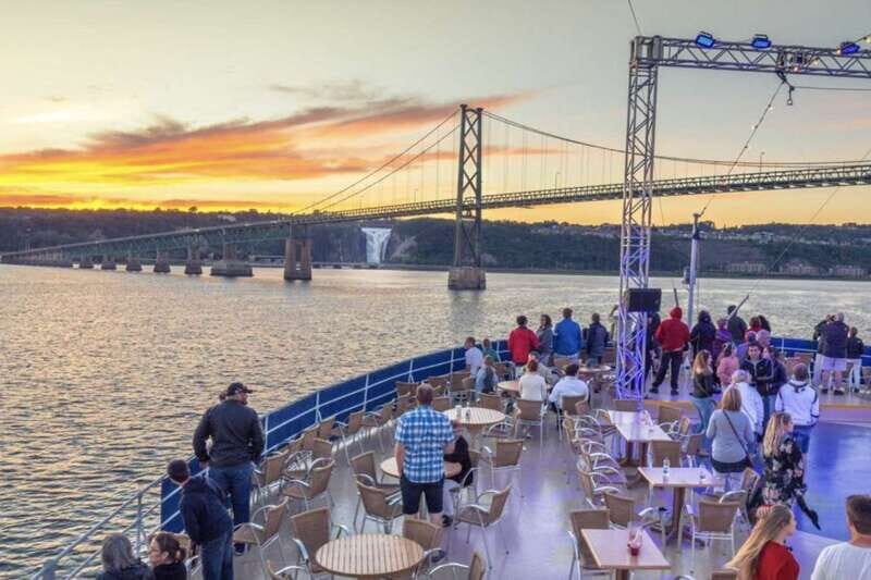 Québec City: Evening Cruise with Live DJ - Two hours vs 3.5 hours: what changes with the DJ