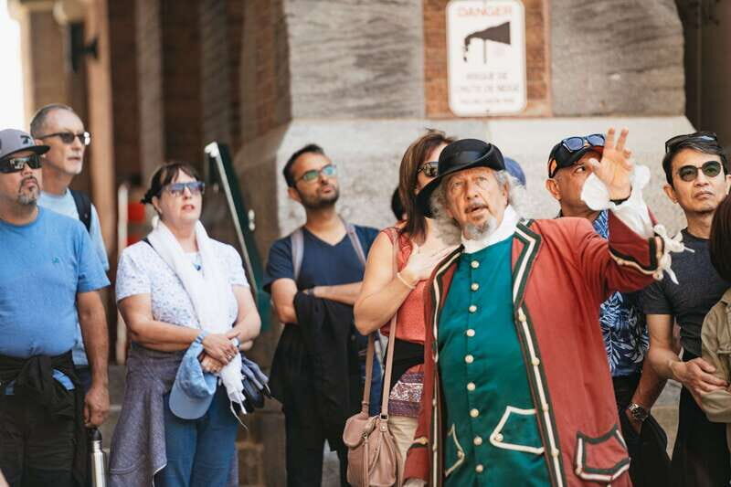 Quebec City: Guided Tour of Fairmont Le Château Frontenac - Inside the 1-hour tour: what you’ll see and how it keeps moving
