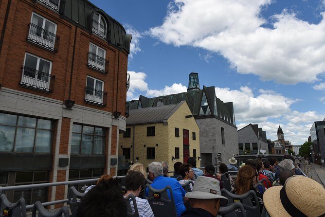 Quebec City Hop-On Hop-Off - Musée de la civilisation and the riverfront: culture plus views