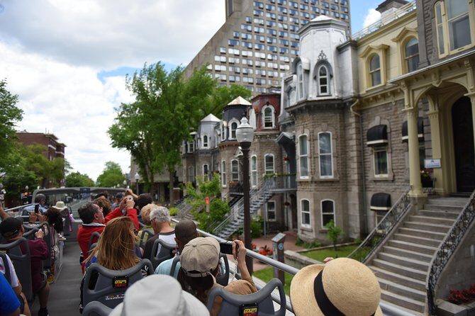Quebec City Hop-On Hop-Off - Place Royale and Notre-Dame des Victoires: Old Québec without the guesswork