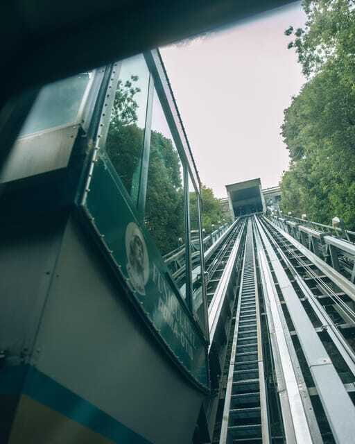 Quebec City: Old Quebec Classic Walking Tour with Funicular - Why The Guide Changes Everything: Stories You Can Use Later