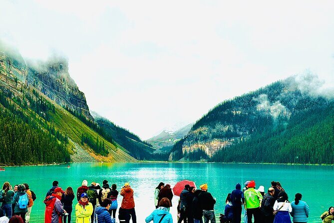 ShuttleBus 2way Banff to Lake Louise (1Hr) and Moraine Lake (1Hr) - How the 4.5-hour plan really works in practice