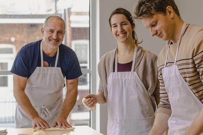 The Bagel Class presents : Montreal Bagel Making Workshop! - Who should book this Montreal bagel workshop
