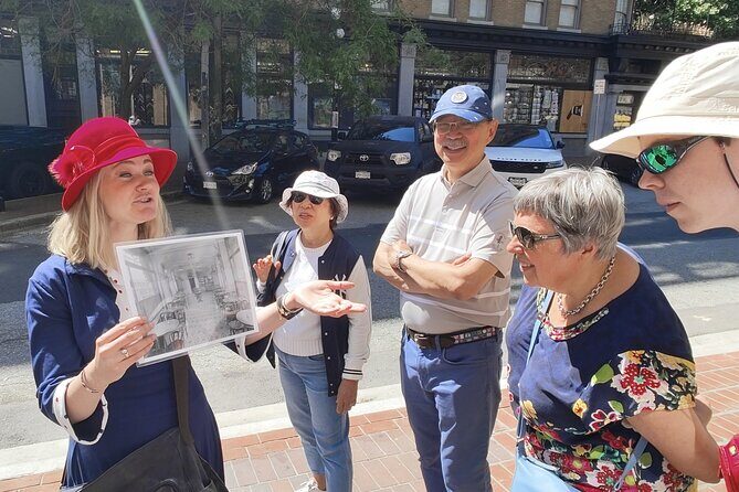 The Forbidden Downtown and Gastown Walking Tour - Where to meet and how the walk finishes (skyline at the end)