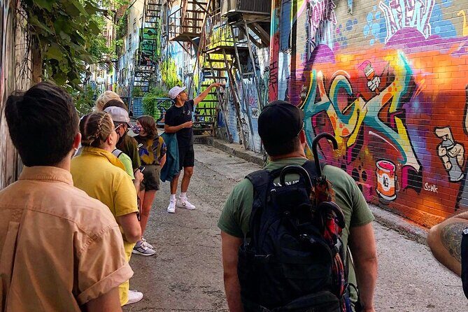 The Original Montreal Mural Arts Tour by Spade & Palacio - Meeting point to the walking loop: how the route is paced