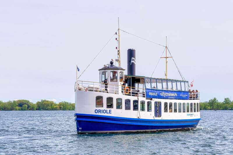 Toronto: City Views Harbor Cruise - Oriole vs. Showboat: What Changes Once You’re Onboard