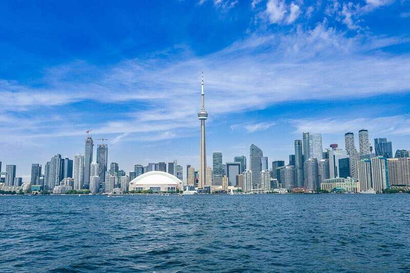 Toronto: Harbor and Islands Sightseeing Cruise - Toronto Islands: Lagoons, Wildlife Sanctuary Views, and Island Residences