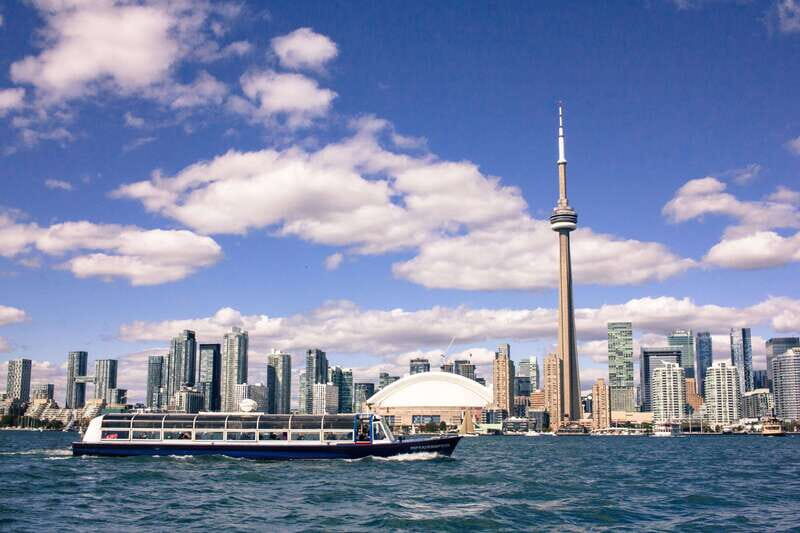 Toronto: Harbor and Islands Sightseeing Cruise - The Narration: How the Live Guide Makes the Waterfront Click