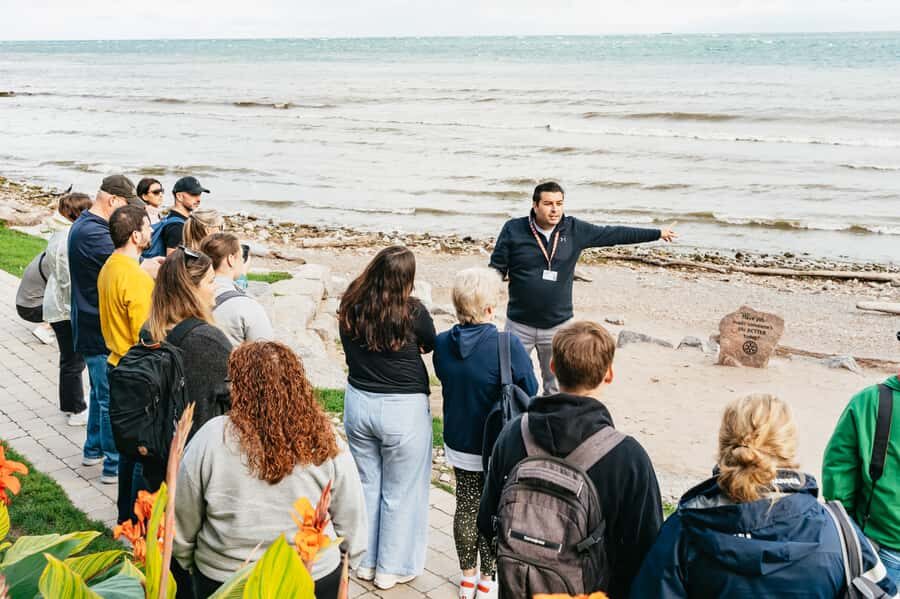 Toronto: Niagara Day Tour w/ Niagara on the Lake & Boat Ride - Niagara Falls day tour from Toronto: what you’re really buying