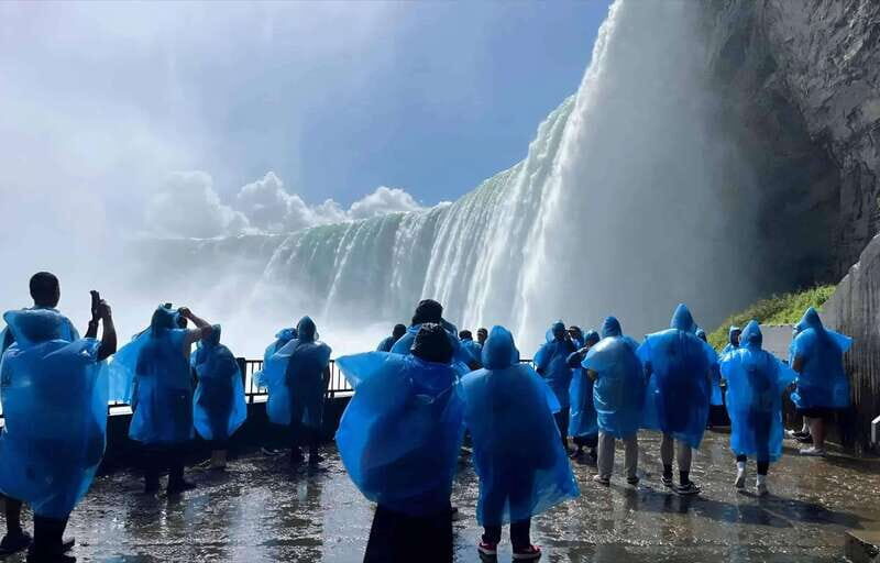 Toronto: Niagara Falls, Boat Ride & Journey Behind the Falls - Round-Trip Drive Time: What the Coach Day Really Feels Like