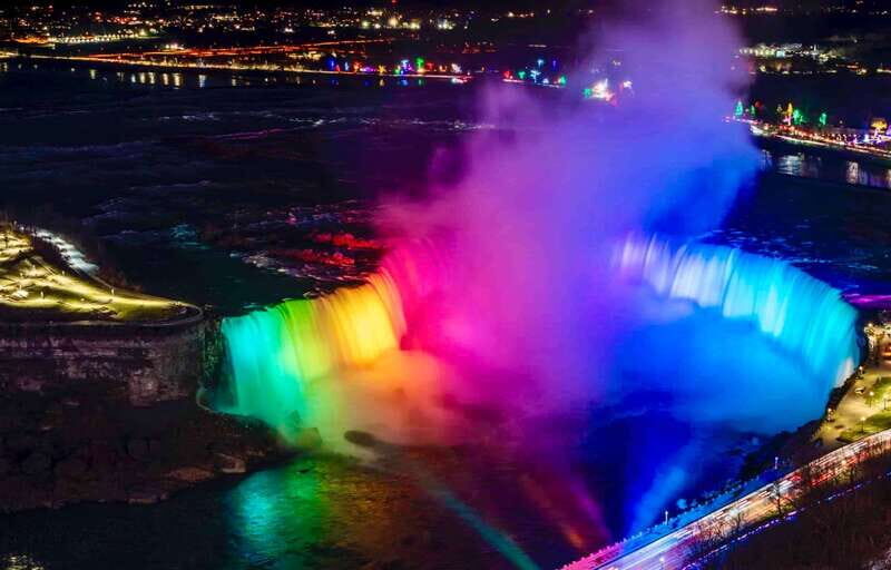 Toronto: Niagara Falls Day & Evening Tour + Top Attractions - The Stops Between Toronto and Niagara: Small Moments That Actually Help