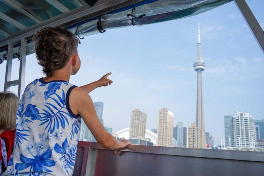 Toronto: Premium Driving Tour with Tower and Harbour Cruise - How the small-group format and downtown pickup change the day
