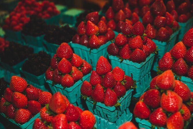 Toronto: St Lawrence Market Food Tour with 6 Food Tastings - How to plan your route: meeting point, endpoint, and timing