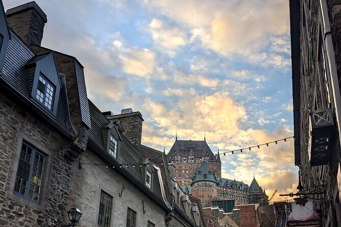 Uncover Old Quebec: Fun Walking Tour of the City with Local Guide - Stop 1: Old Quebec’s Main Highlights Plus Those Off-Pattern Moments
