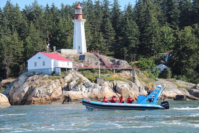 Vancouver City and Seal Colony Scenic Boat Tour - What the boat ride feels like: warmth gear, spray, and seating tips