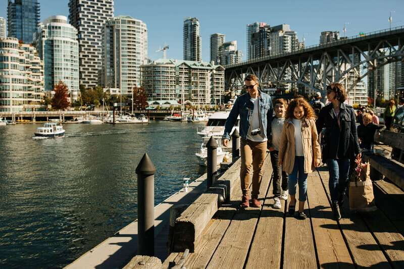 Vancouver: City + Lookout Tour & Option to Add YVR Drop-Off - Tour Guides Are the Real Difference: What the Best Ones Do