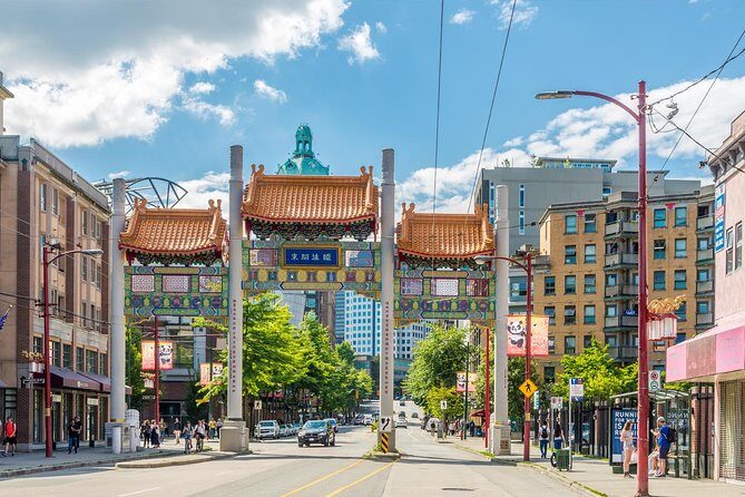 Vancouver City Sightseeing Tour: Granville Island & Stanley Park - Stanley Park viewpoints: Prospect Point and the totem poles at Brockton Point