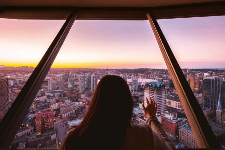 Vancouver: City+Lookout+Capilano Suspension Bridge Ticket - Pickup All Around Downtown: Why It Feels Easy