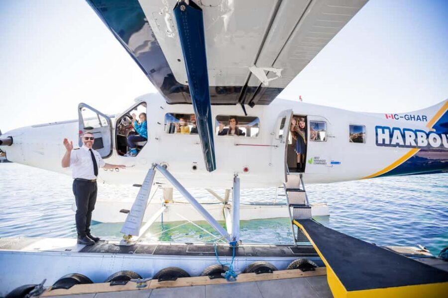 Vancouver: Extended Scenic Panorama Seaplane Tour - Where the experience starts: Vancouver Harbour Flight Centre at 1055 Canada Place