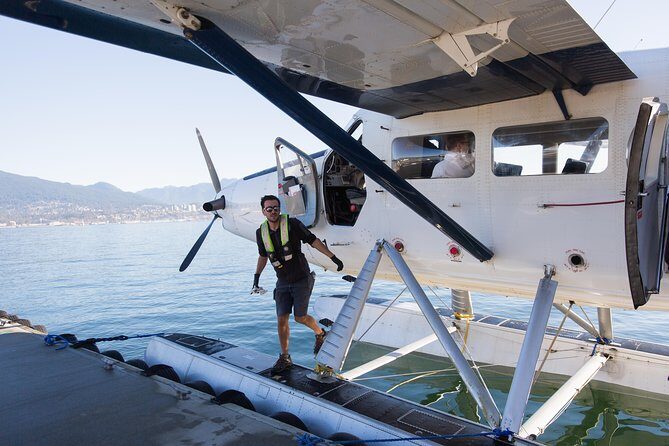 Vancouver Panorama Scenic Seaplane Tour - A seaplane hop that starts right by Canada Place