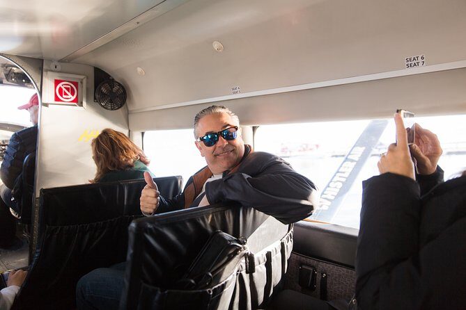 Vancouver Panorama Scenic Seaplane Tour - North Shore mountains and coastline: why the loop matters