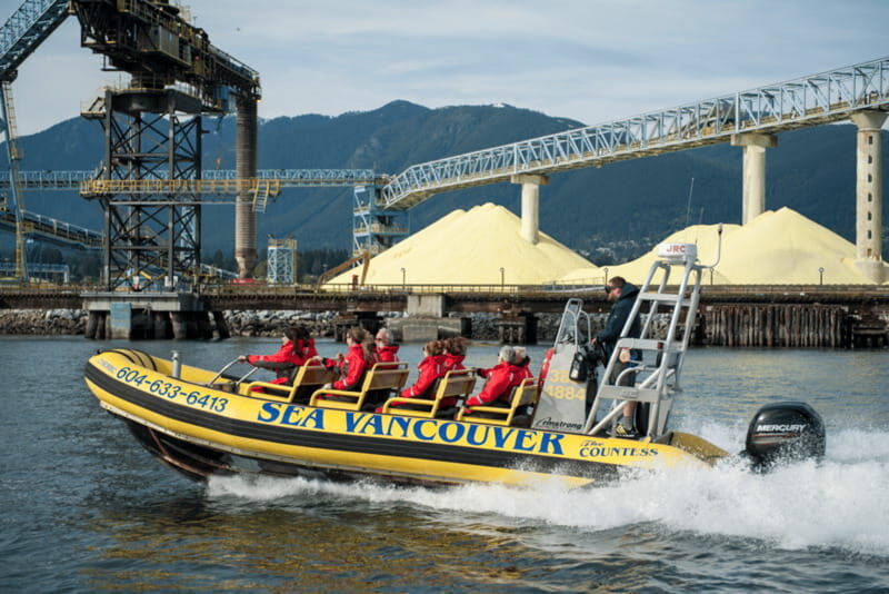 Vancouver: Waterfront Sightseeing Tour - City and Harbour - Siwash Rock and Coal Harbour: first views that set the tone