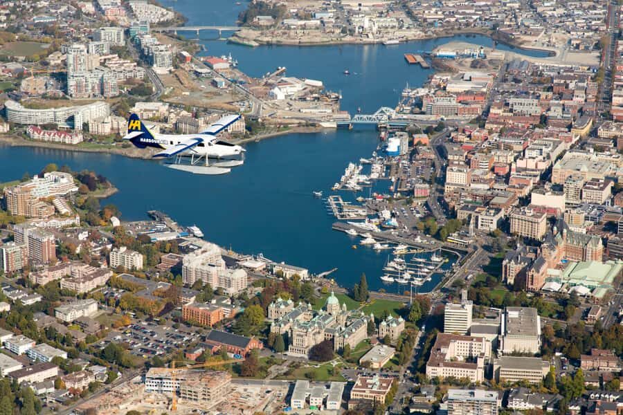 Victoria: Panorama Scenic Seaplane Tour - Saanich Peninsula and the water-to-forest mix that road trips miss