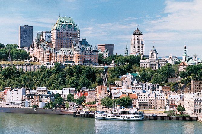 Walking Tour Through Quebec City's History - Breakneck Steps (L’Escalier Casse-Cou): the steep photo stop with a view