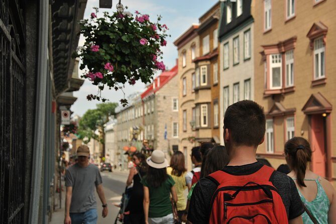 Walking Tour Through Quebec City's History - Guides in period costume: entertainment plus real answers