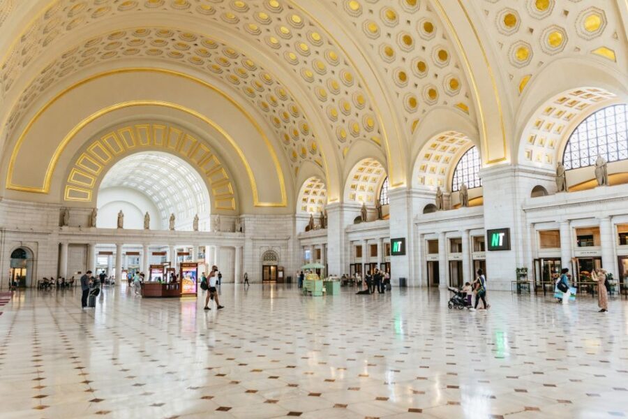 Washington DC Day Trip by Bus from New York City - Union Station Free Time: A Real Breather in the Middle